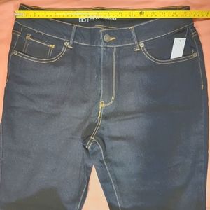 Mid-Rise Boot Cut Jeans